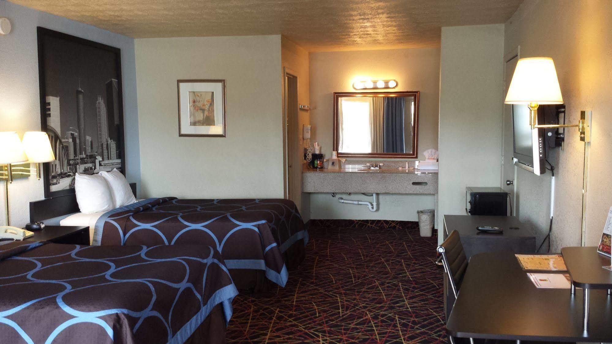 Super 8 By Wyndham College Park/Atlanta Airport West Motel Exterior photo